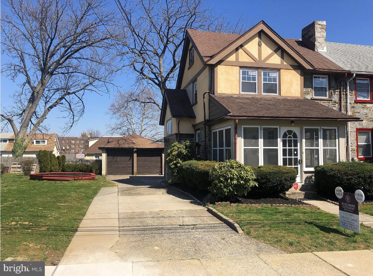 7221 Hilltop Road Upper Darby, PA 19082 - Photo 2 of 30