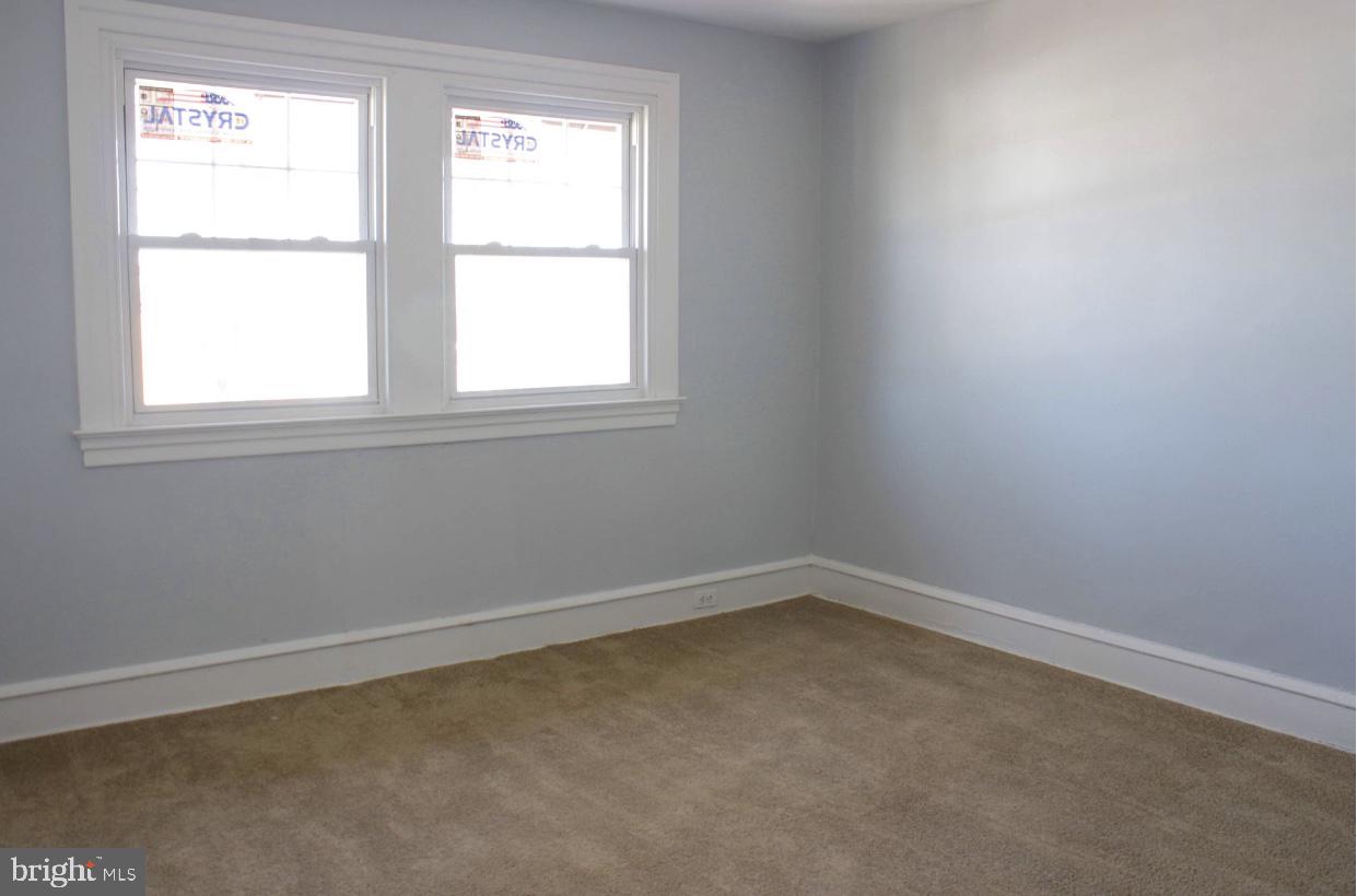 7221 Hilltop Road Upper Darby, PA 19082 - Photo 13 of 30