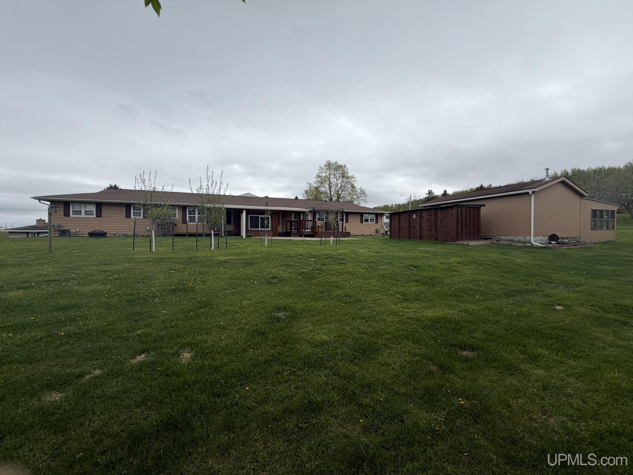 607-609 Kennedy Road Iron Mountain, MI 49801 - Photo 18 of 37