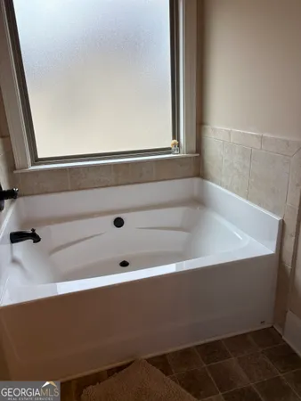 a close view of sink