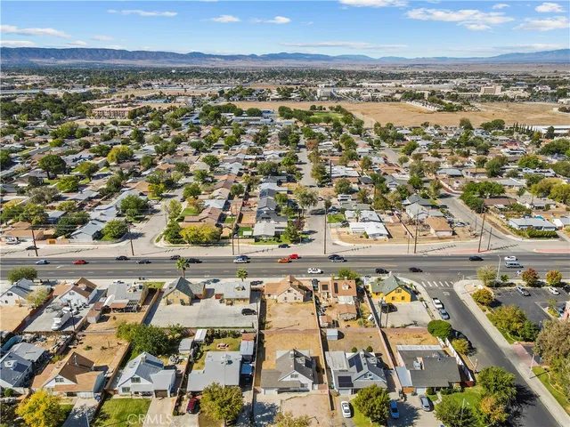 $399,999 | 44043 Hoban Avenue, Lancaster, CA 93534