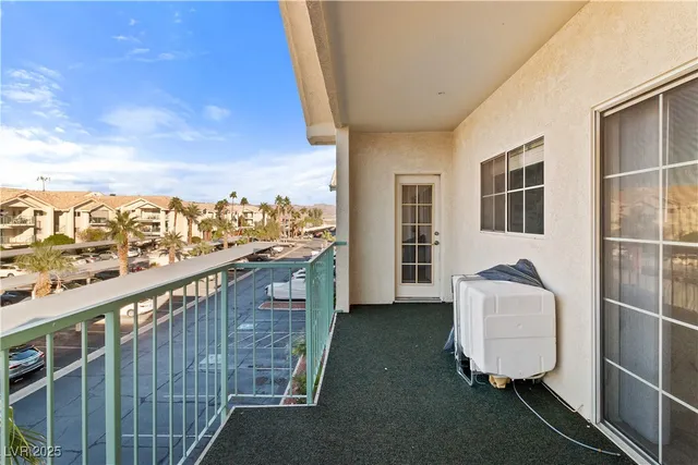 $152,900 | 3550 Bay Sands Drive, Unit 3093, Laughlin, NV 89029