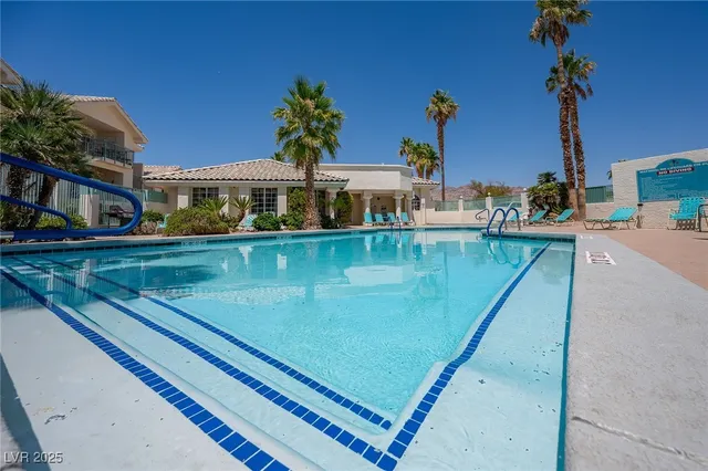 $152,900 | 3550 Bay Sands Drive, Unit 3093, Laughlin, NV 89029