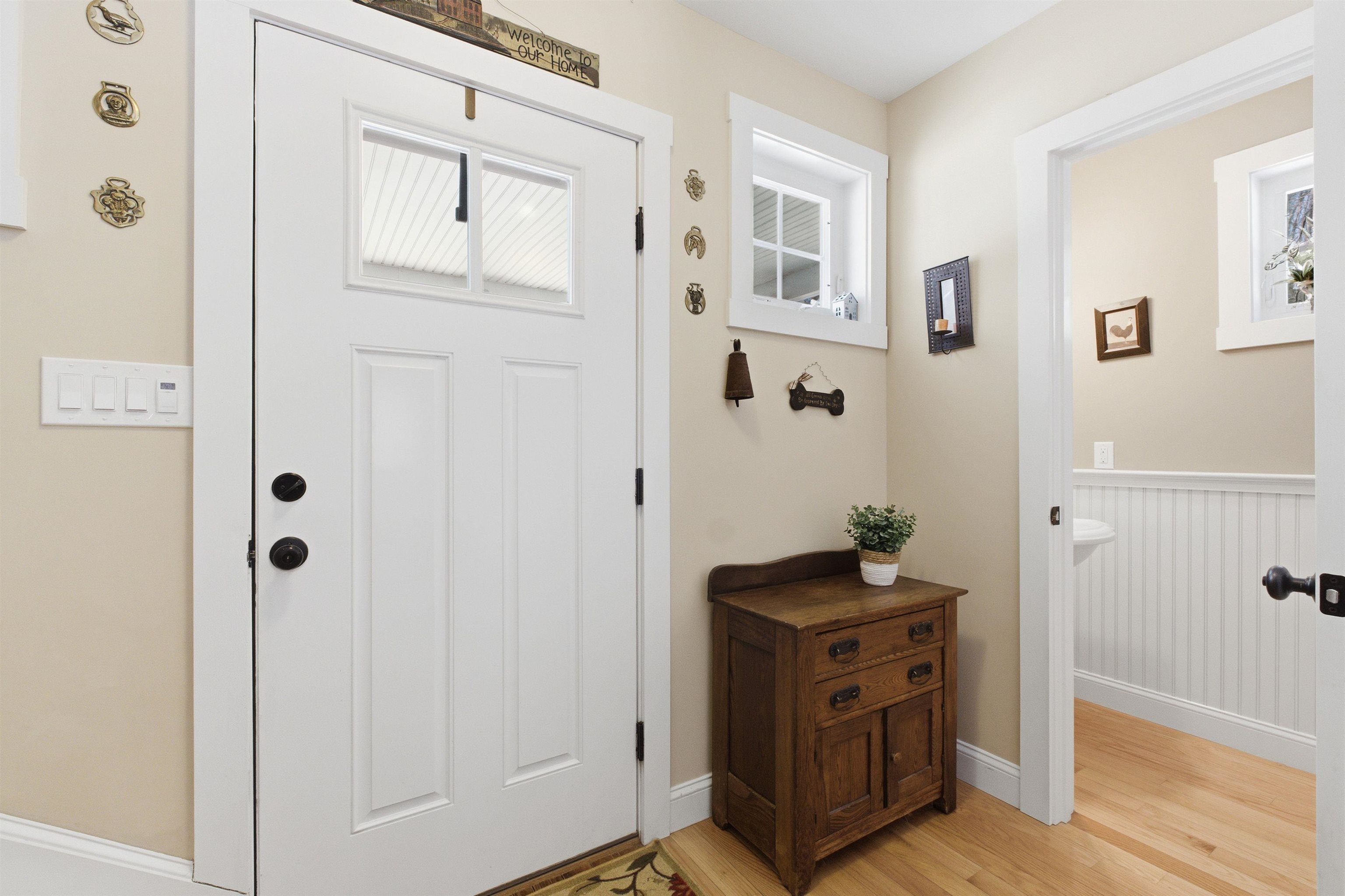 13 Dow Road Mont Vernon, NH 03057 - Photo 3 of 46