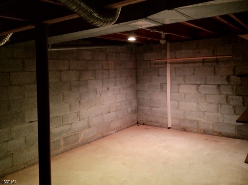 64 Sycamore Court Bernards, NJ 07920 - Photo 23 of 27 a view of empty room