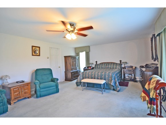 14 Lewis Road Kittery, ME 03904 - Photo 4 of 35