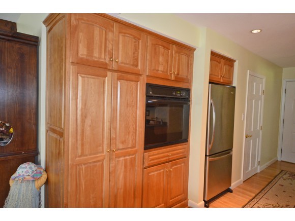 14 Lewis Road Kittery, ME 03904 - Photo 6 of 35