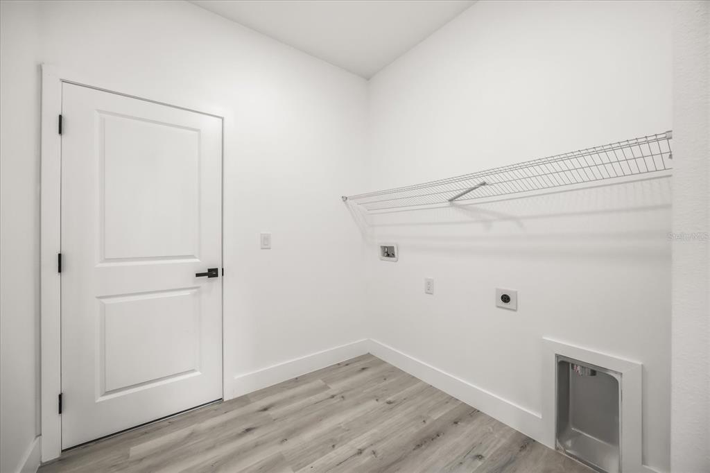 2798 Gainesville Road Southeast Palm Bay, FL 32909 - Photo 20 of 35 a view of small space