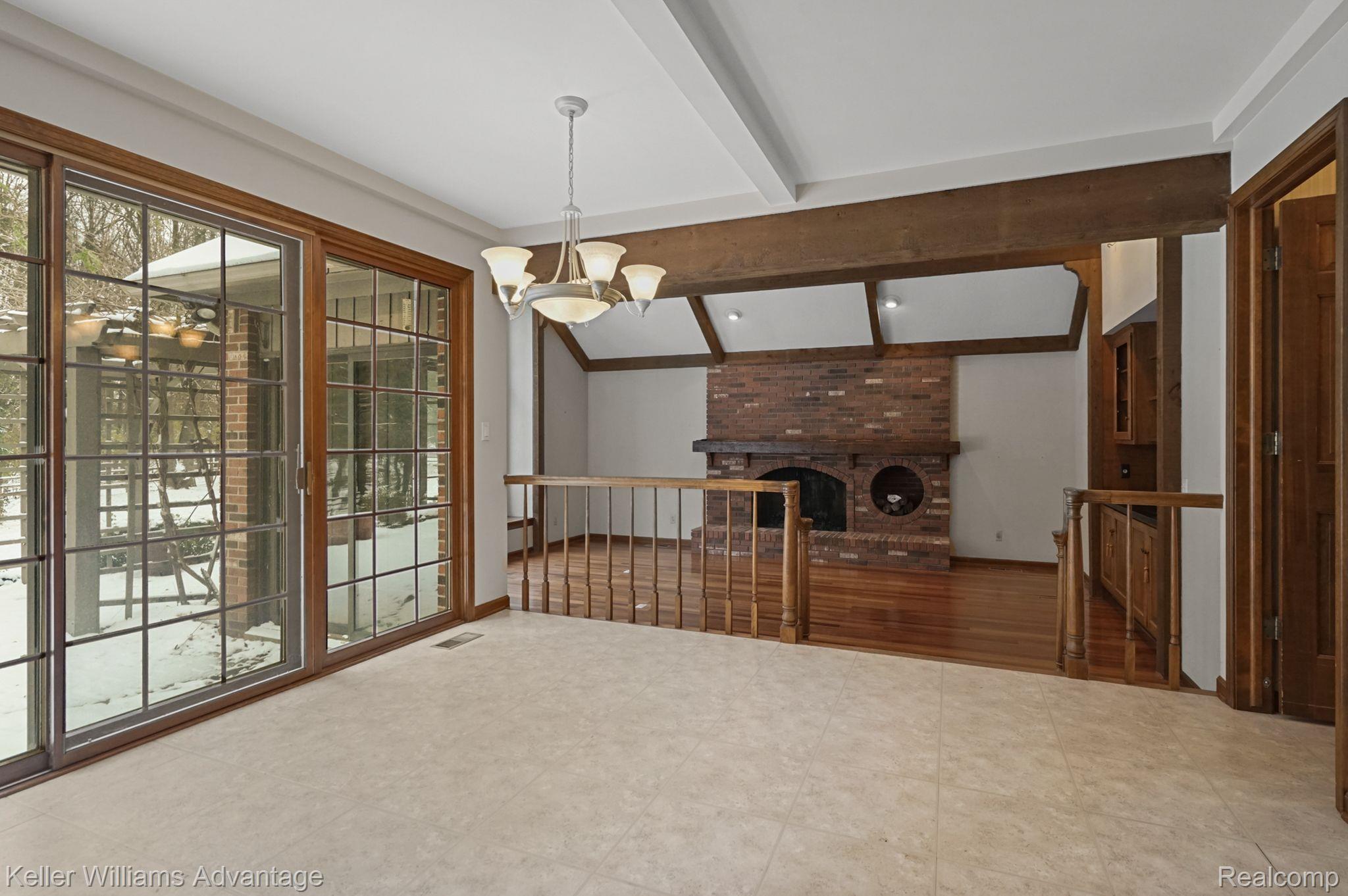 5169 Van Amberg Road Brighton, MI 48114 - Photo 7 of 29 Gallery Image 7