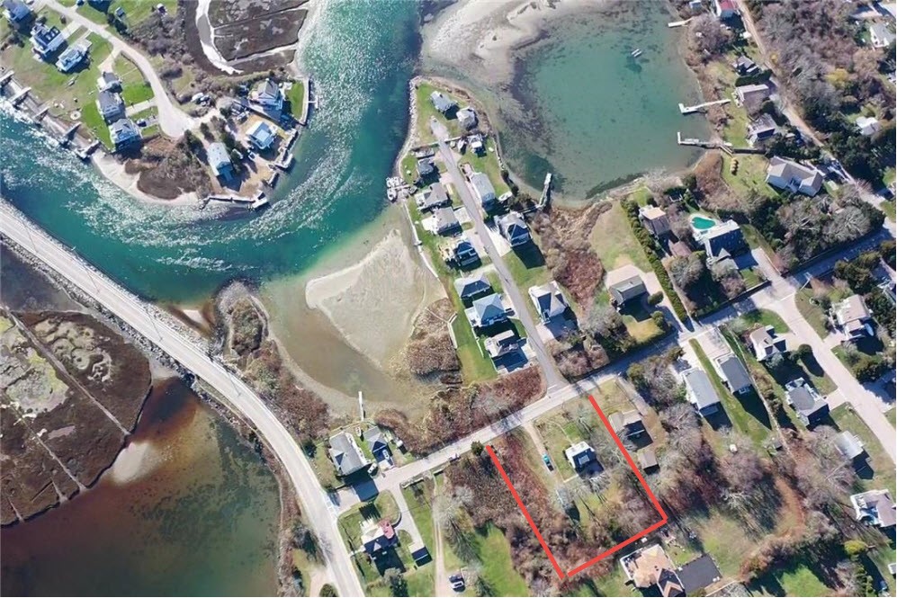 9 Cove Road Westerly, RI 02891 - Photo 2 of 21