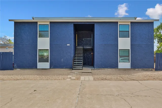 $1,050 | 1537 Pine Ridge Drive, Unit D, College Station, TX 77840