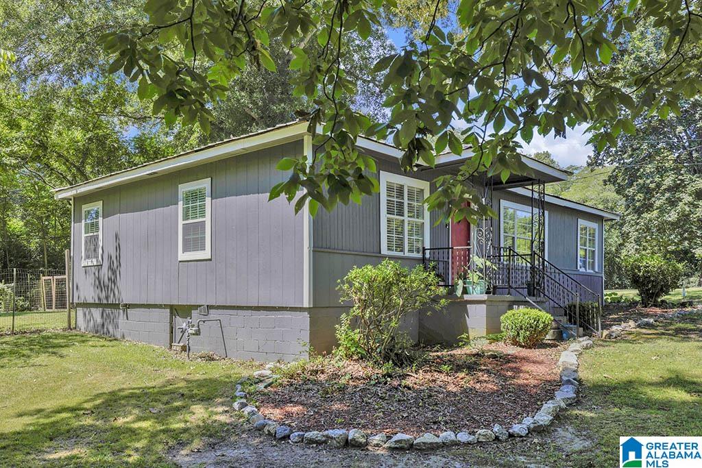 7671 Henry Ellen Road Leeds, AL 35094 - Photo 4 of 21