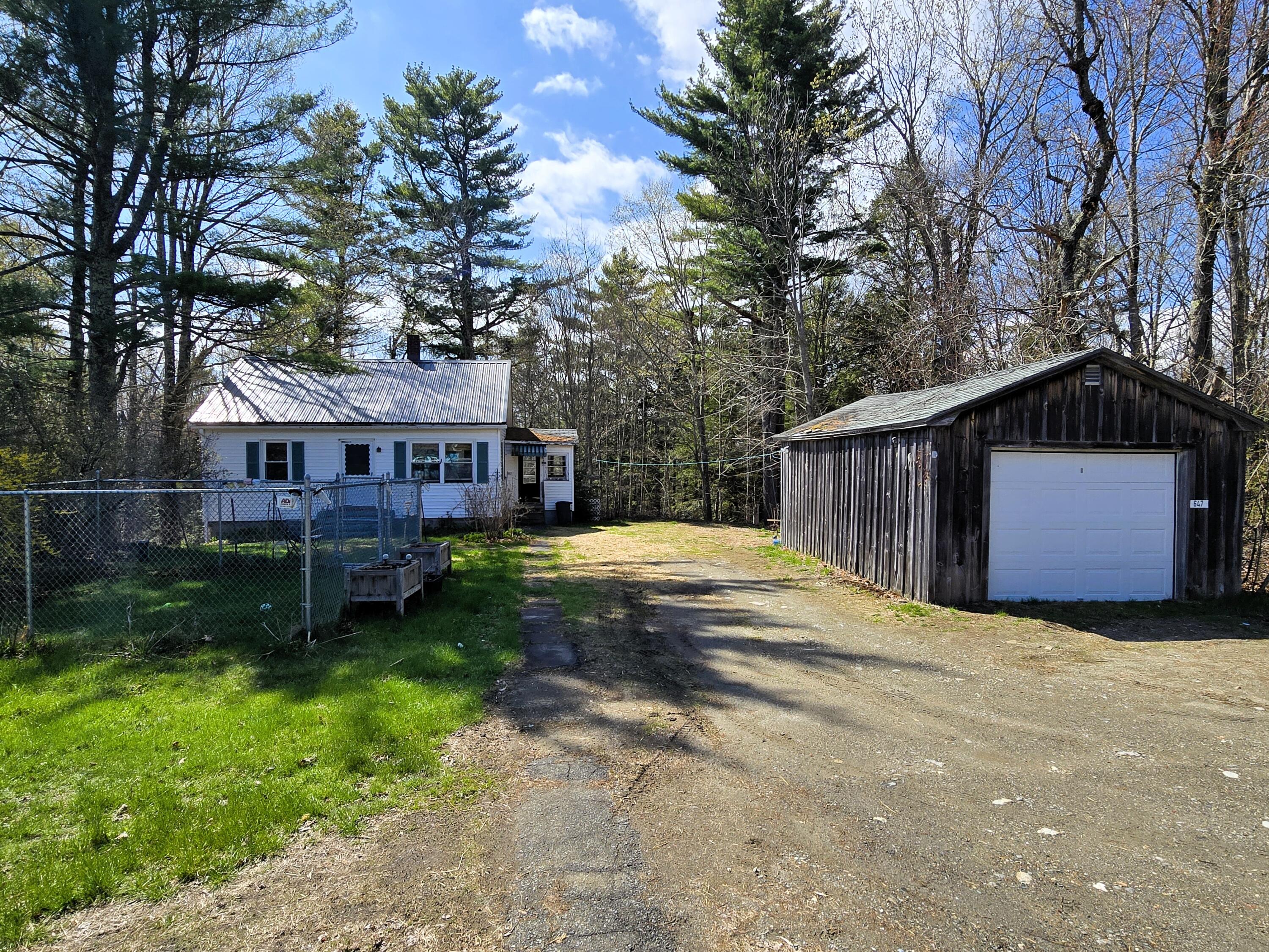 647 Albion Rd