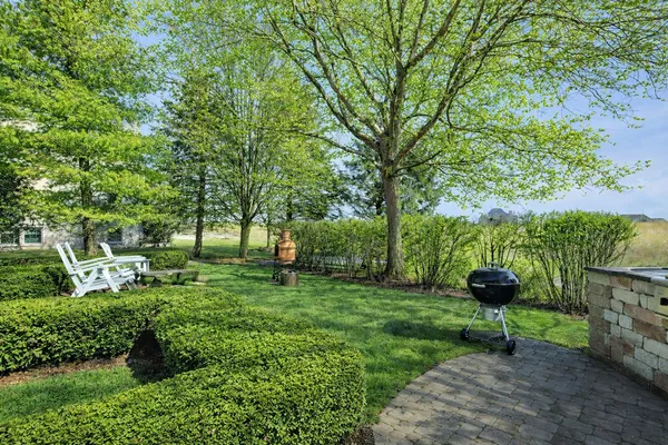 $799,000 | 1420 West Longwood Drive, Woodstock, IL 60098