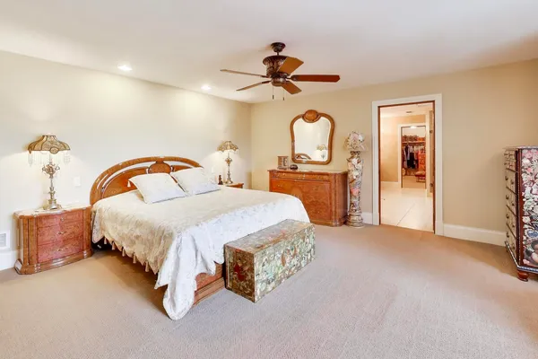 $799,000 | 1420 West Longwood Drive, Woodstock, IL 60098