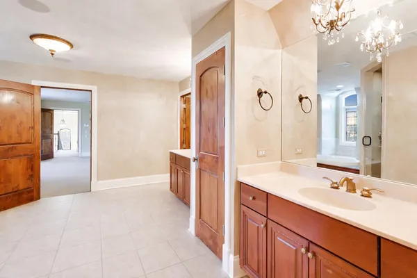 $799,000 | 1420 West Longwood Drive, Woodstock, IL 60098