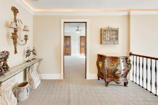 $799,000 | 1420 West Longwood Drive, Woodstock, IL 60098