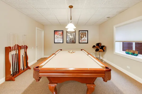 $799,000 | 1420 West Longwood Drive, Woodstock, IL 60098