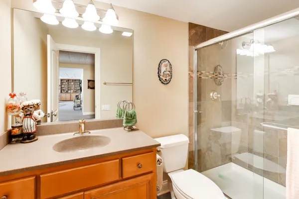 $799,000 | 1420 West Longwood Drive, Woodstock, IL 60098
