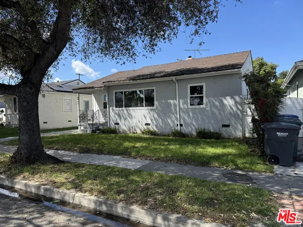 $3,500 | 6003 Bellflower Boulevard, Lakewood, CA 90713
