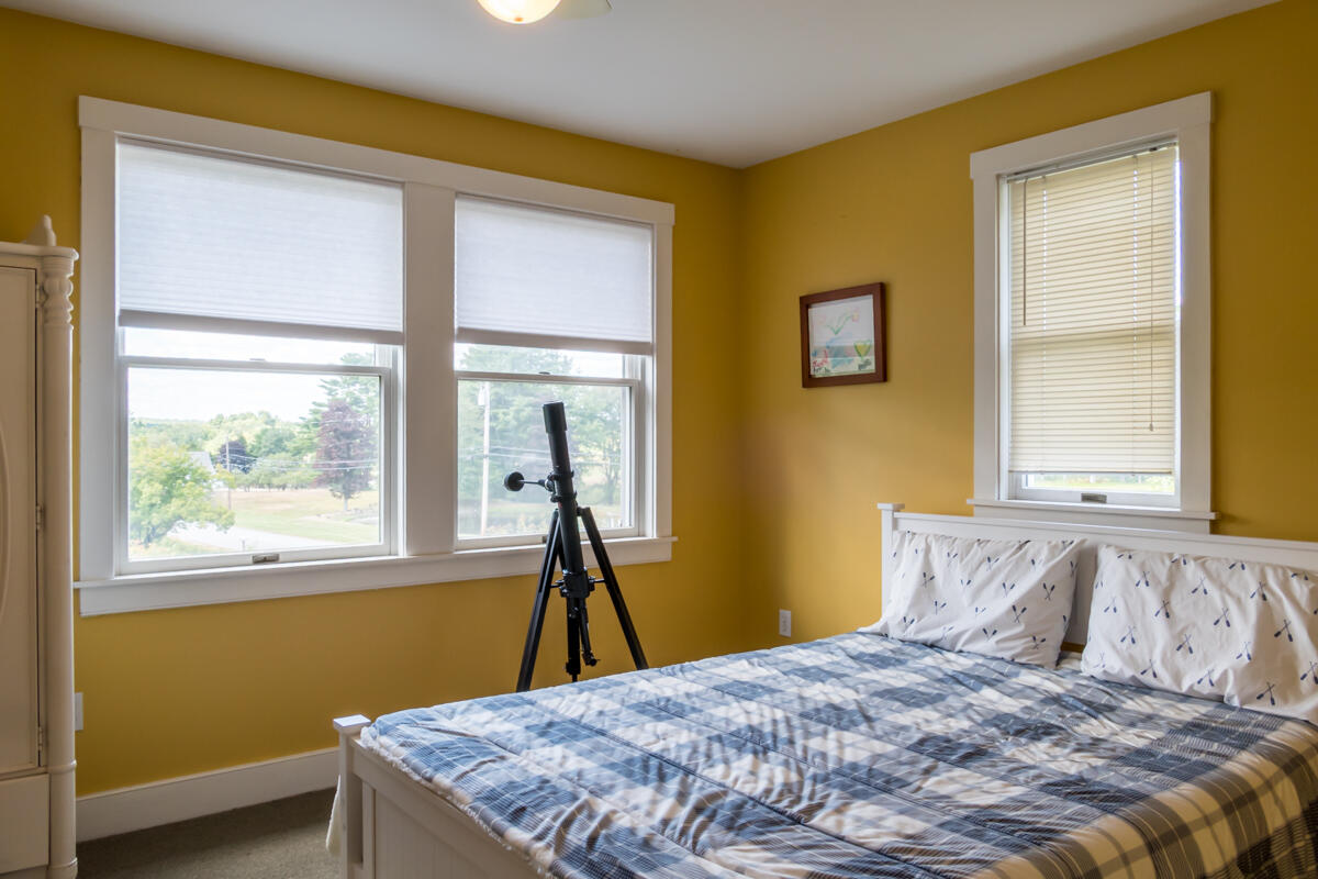 69 Beech Hill Road Freeport, ME 04032 - Photo 40 of 54 53-Third bedroom (1 of 3)