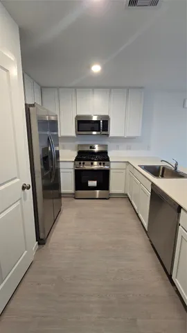 $1,750 | 6810 Eastern Cottonwood Lane, Katy, TX 77493