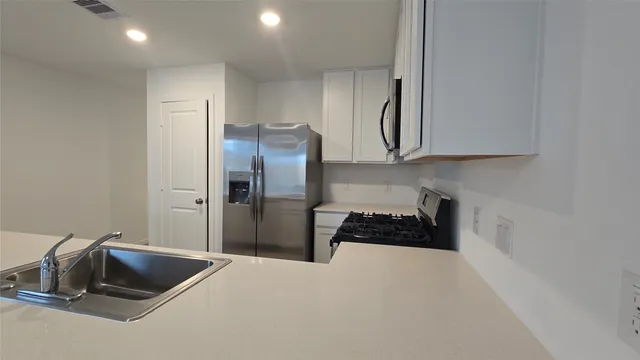 $1,750 | 6810 Eastern Cottonwood Lane, Katy, TX 77493