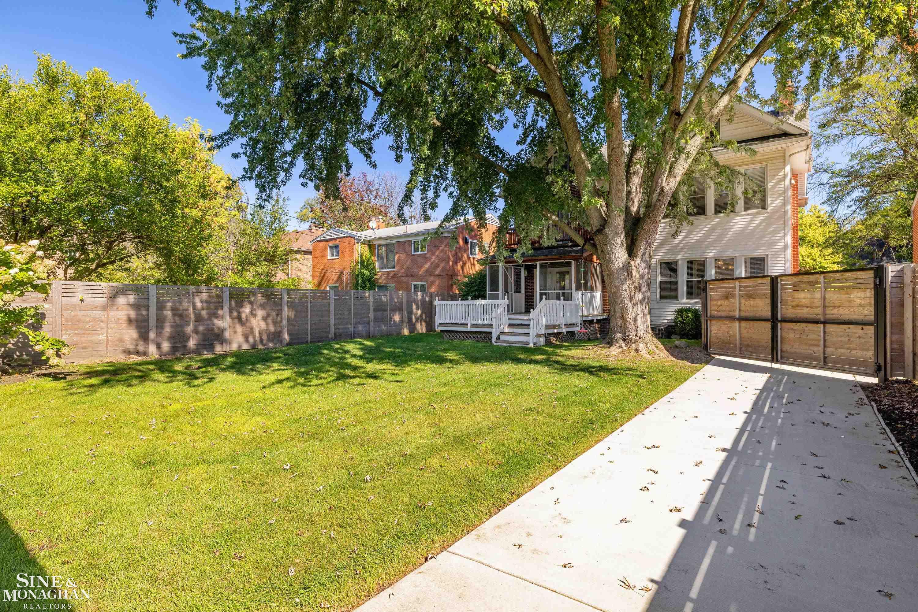 387 Neff Road Grosse Pointe, MI 48230 - Photo 45 of 59 50205717-DEBD06D5-D569-4F2D-A7F0-A9754DB34AF5.JPG