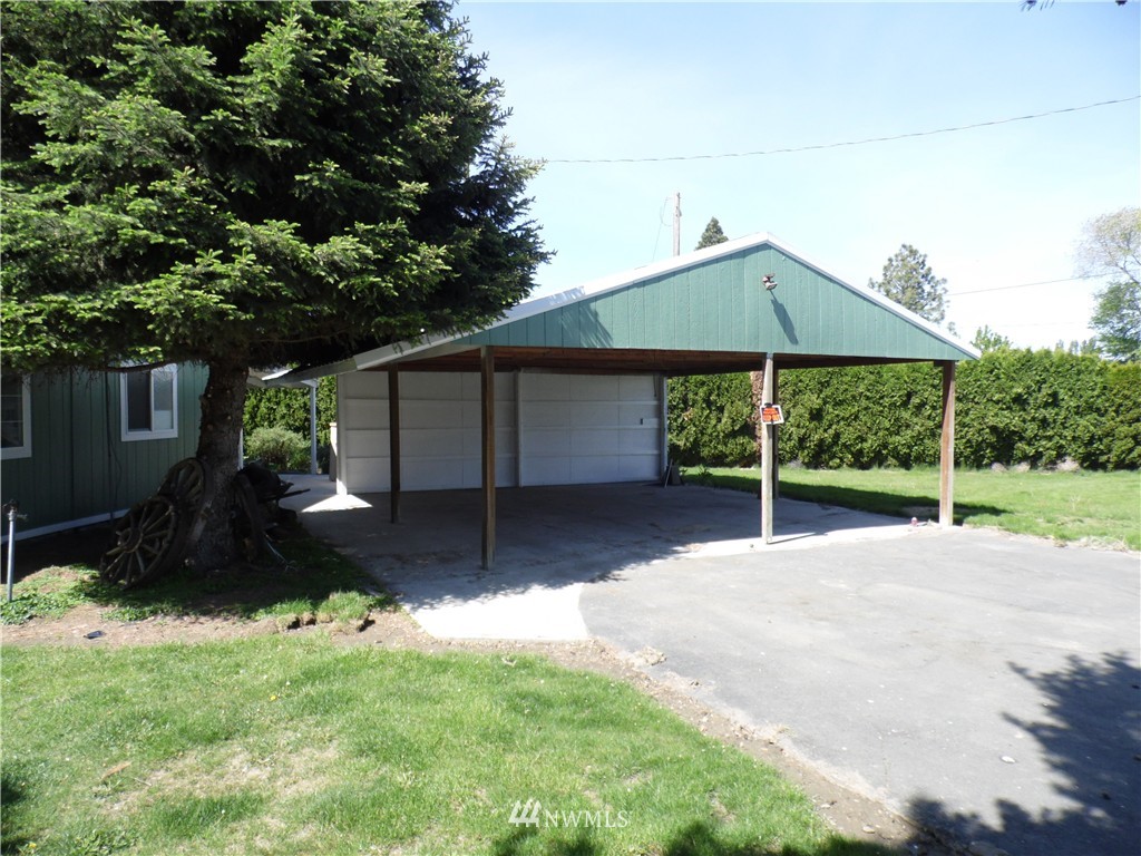 2284 West Barbara Road Othello, WA 99344 - Photo 4 of 25