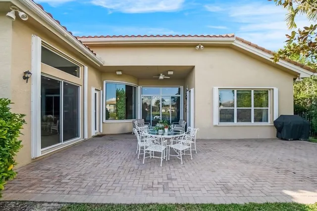 $1,095,000 | 11808 Foxbriar Lake Trail, Boynton Beach, FL 33473