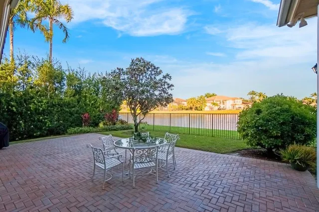 $1,095,000 | 11808 Foxbriar Lake Trail, Boynton Beach, FL 33473