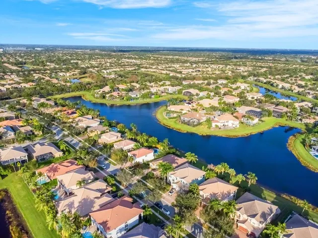 $1,150,000 | 11808 Foxbriar Lake Trail, Boynton Beach, FL 33473