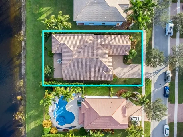 $1,095,000 | 11808 Foxbriar Lake Trail, Boynton Beach, FL 33473
