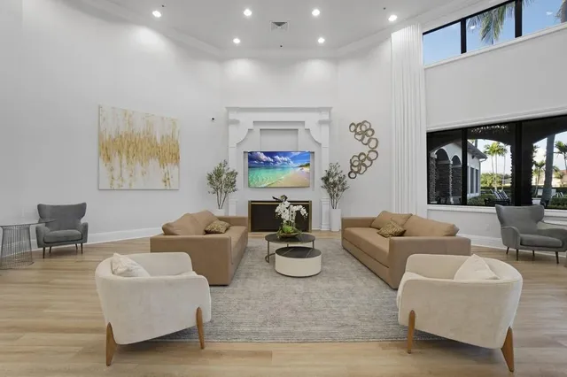 $1,095,000 | 11808 Foxbriar Lake Trail, Boynton Beach, FL 33473