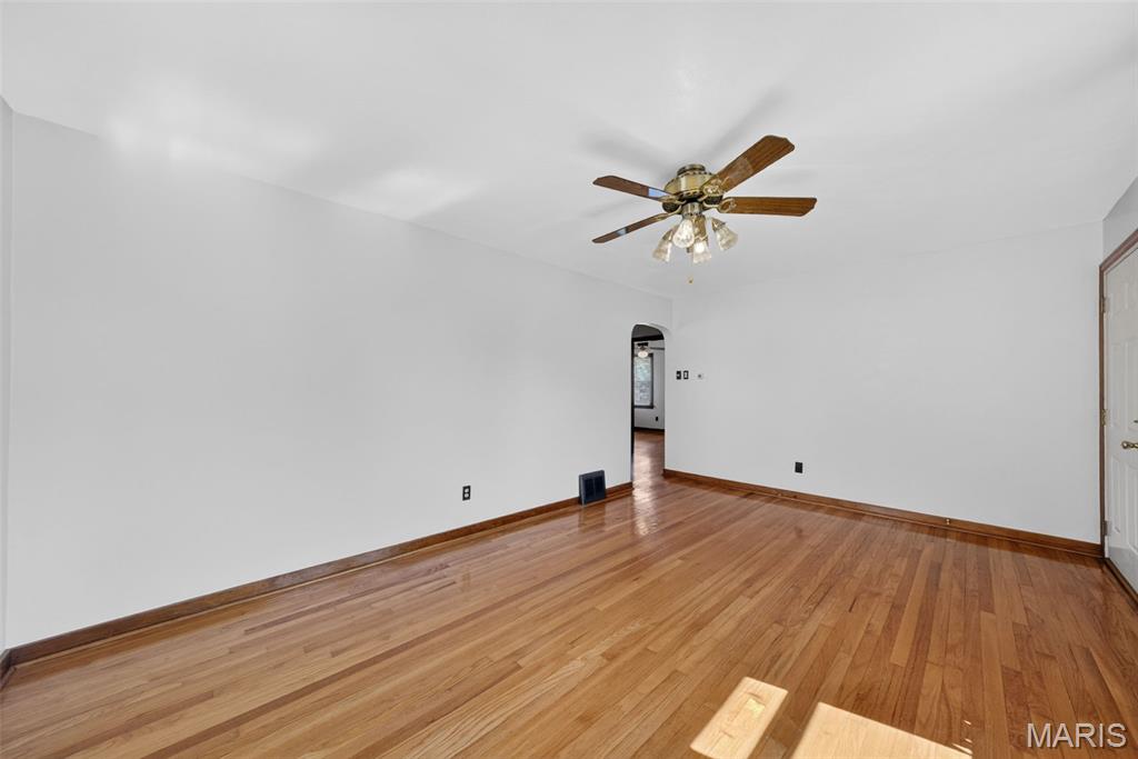 3909 Shackelford Road Florissant, MO 63034 - Photo 10 of 44