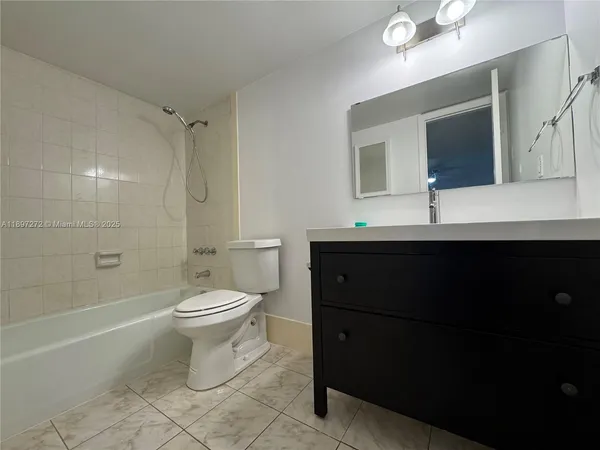 $2,350 | 8315 Southwest 72nd Avenue, Unit 101B, Miami, FL 33143