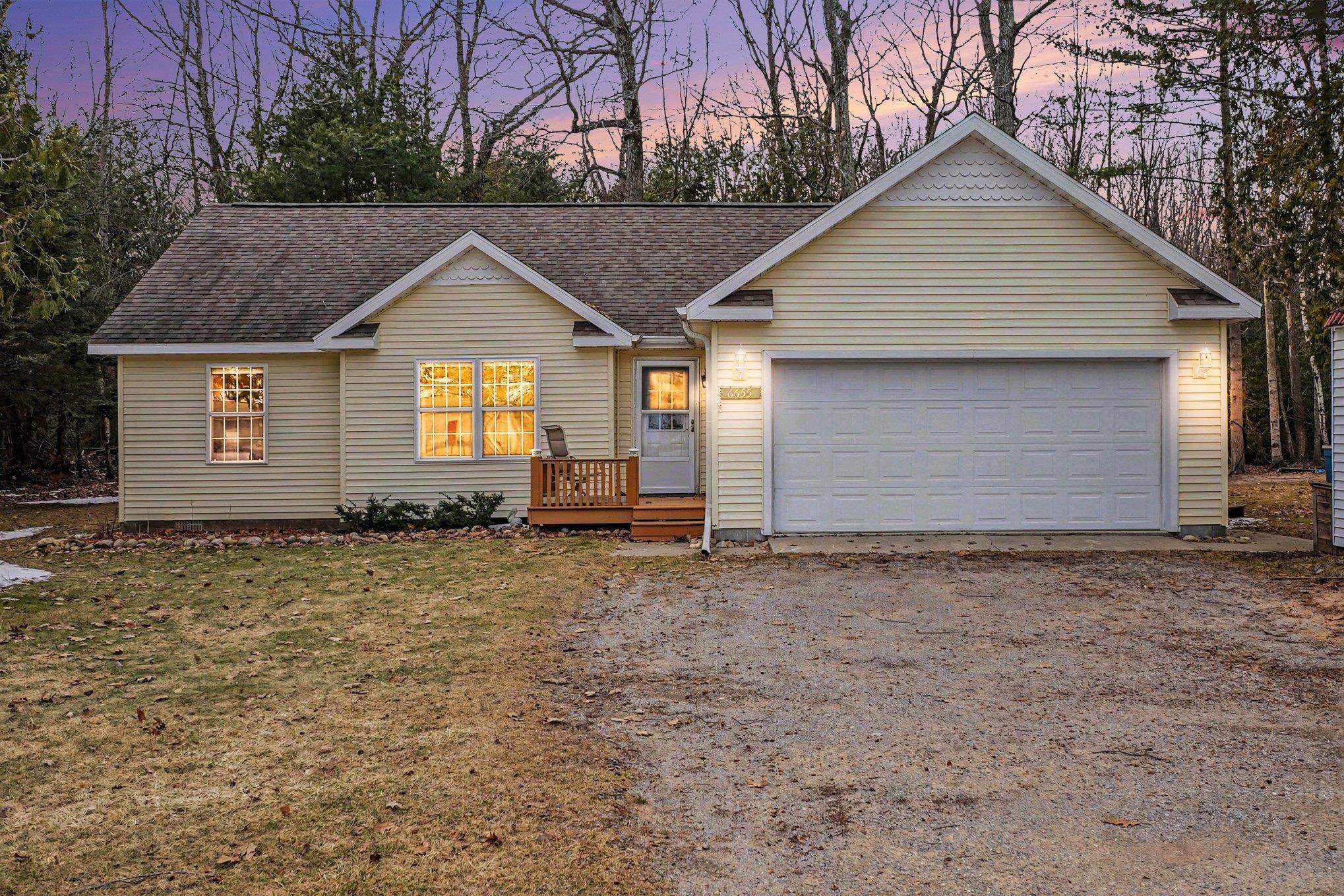 6655 Woodlea Road Oscoda, MI 48750 - Photo 2 of 33