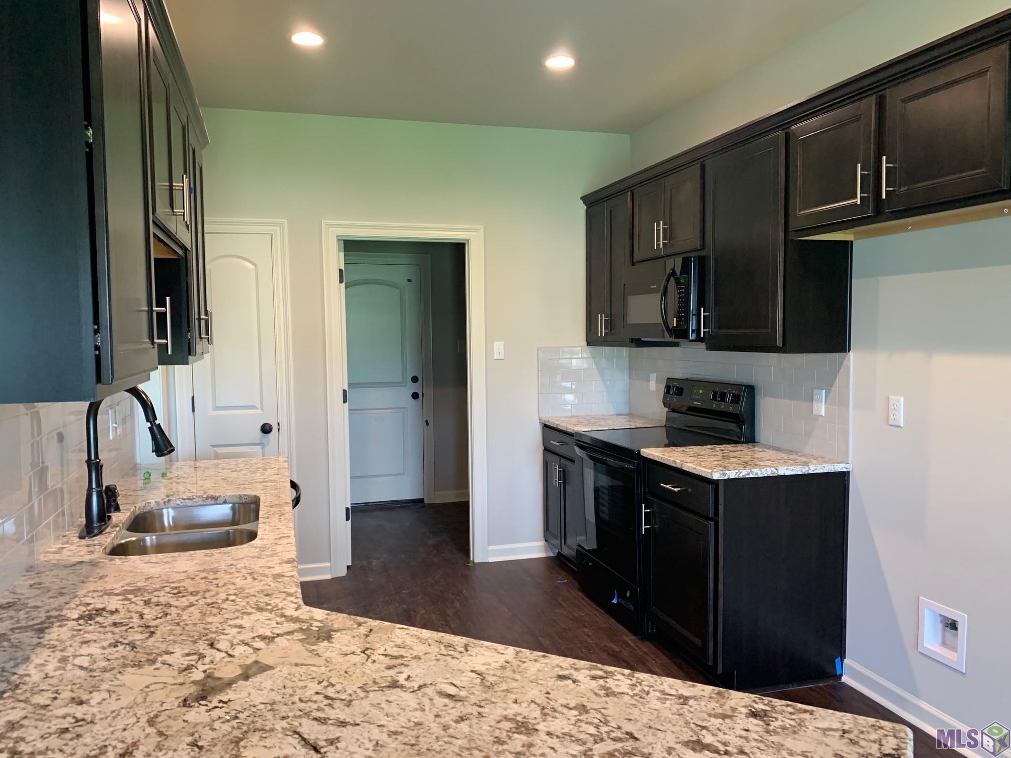 264 Shadow Pointe Road Thibodaux, LA 70301 - Photo 2 of 5 Gallery Image 2
