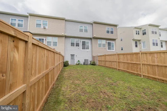 $299,000 | 30 Kirby Court, Bunker Hill, WV 25413