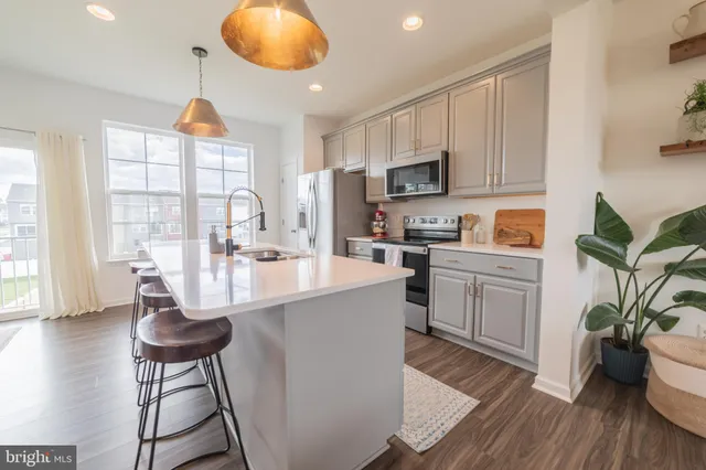 $299,000 | 30 Kirby Court, Bunker Hill, WV 25413