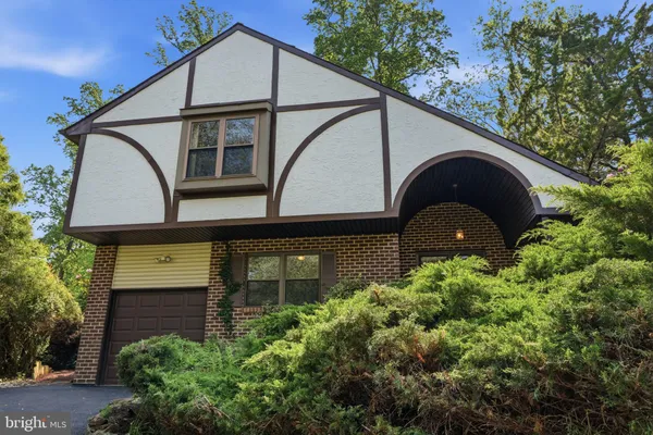 $545,000 | 718 Bridgeview Road, Feasterville-Trevose, PA 19053
