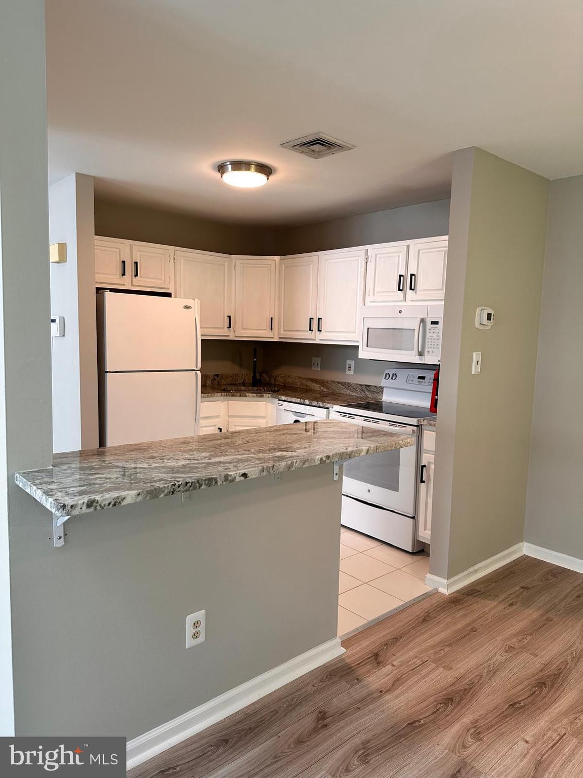 55 Eraser Road Moorestown, NJ 08057 - Photo 10 of 28