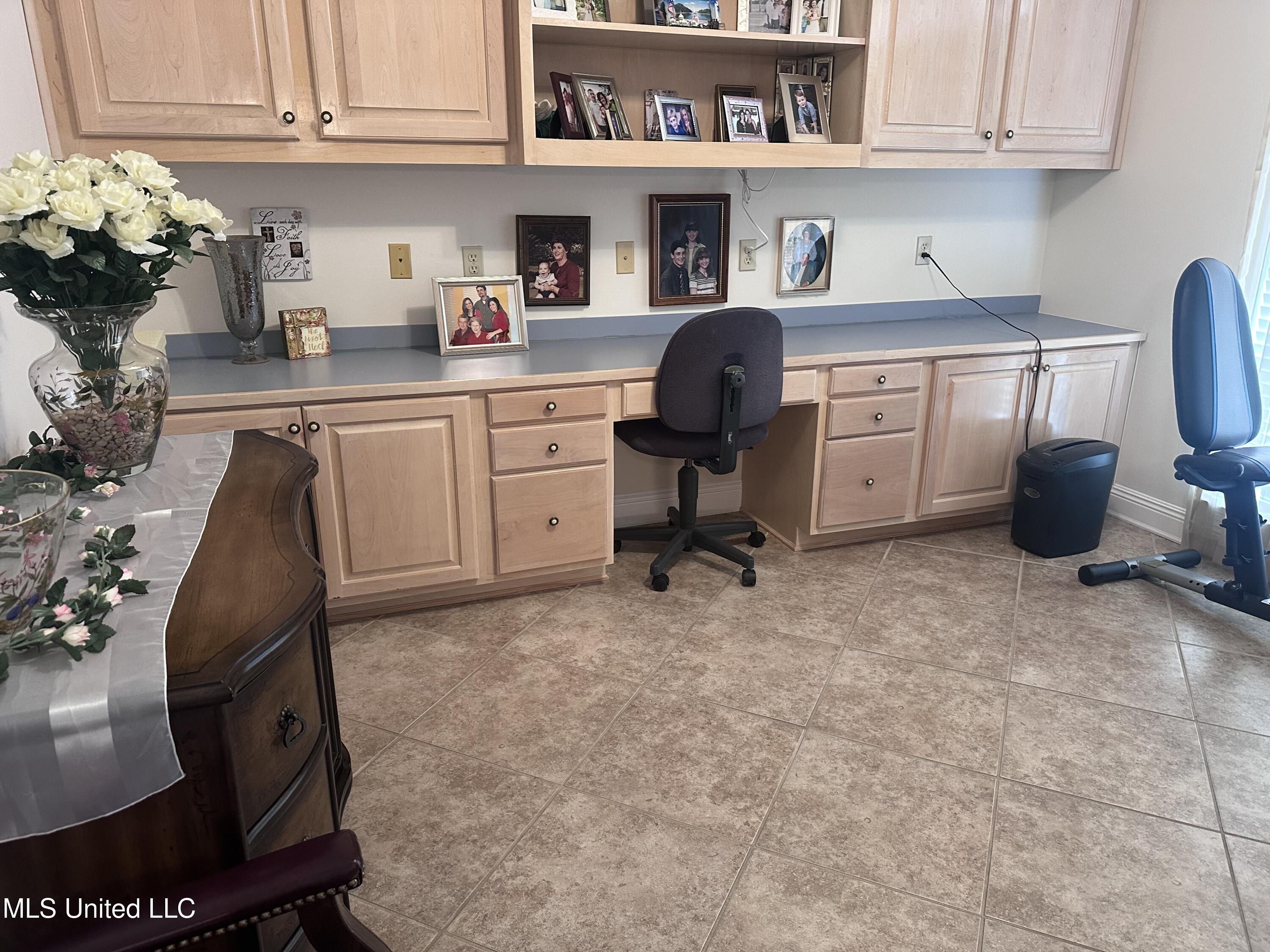 8201 Pecan Ridge Drive Moss Point, MS 39562 - Photo 5 of 54 IMG_6290