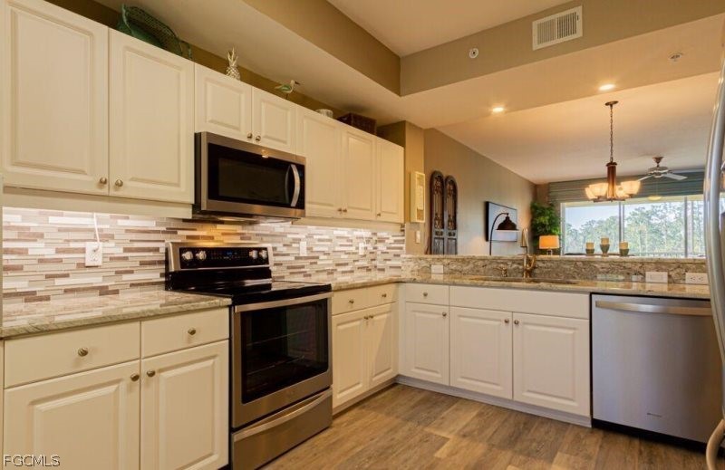 10700 Ravenna Way, Unit 303 Fort Myers, FL 33913 - Photo 12 of 25