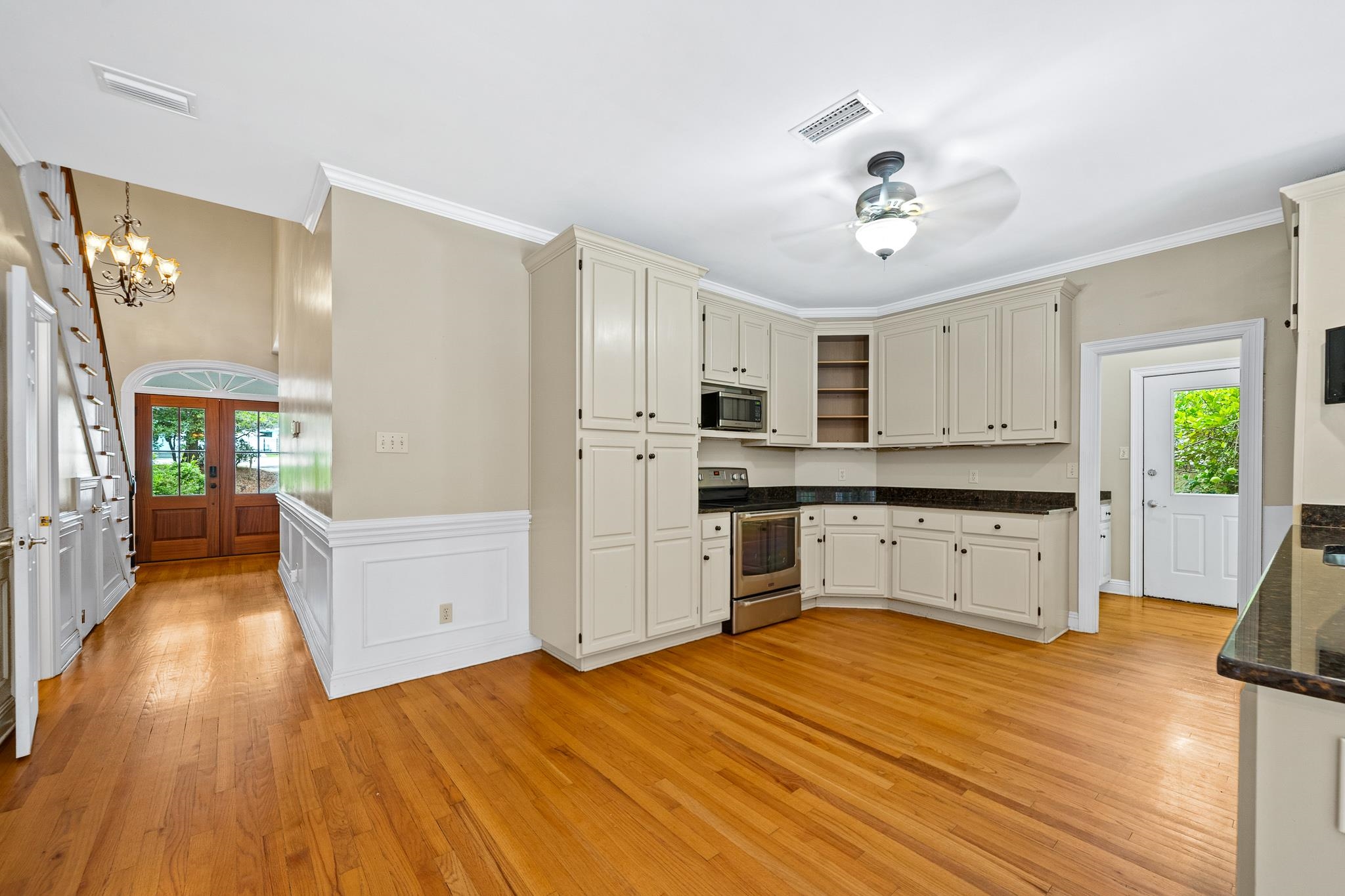 309 Perdido Avenue Fairhope, AL 36532 - Photo 14 of 40 Kitchen