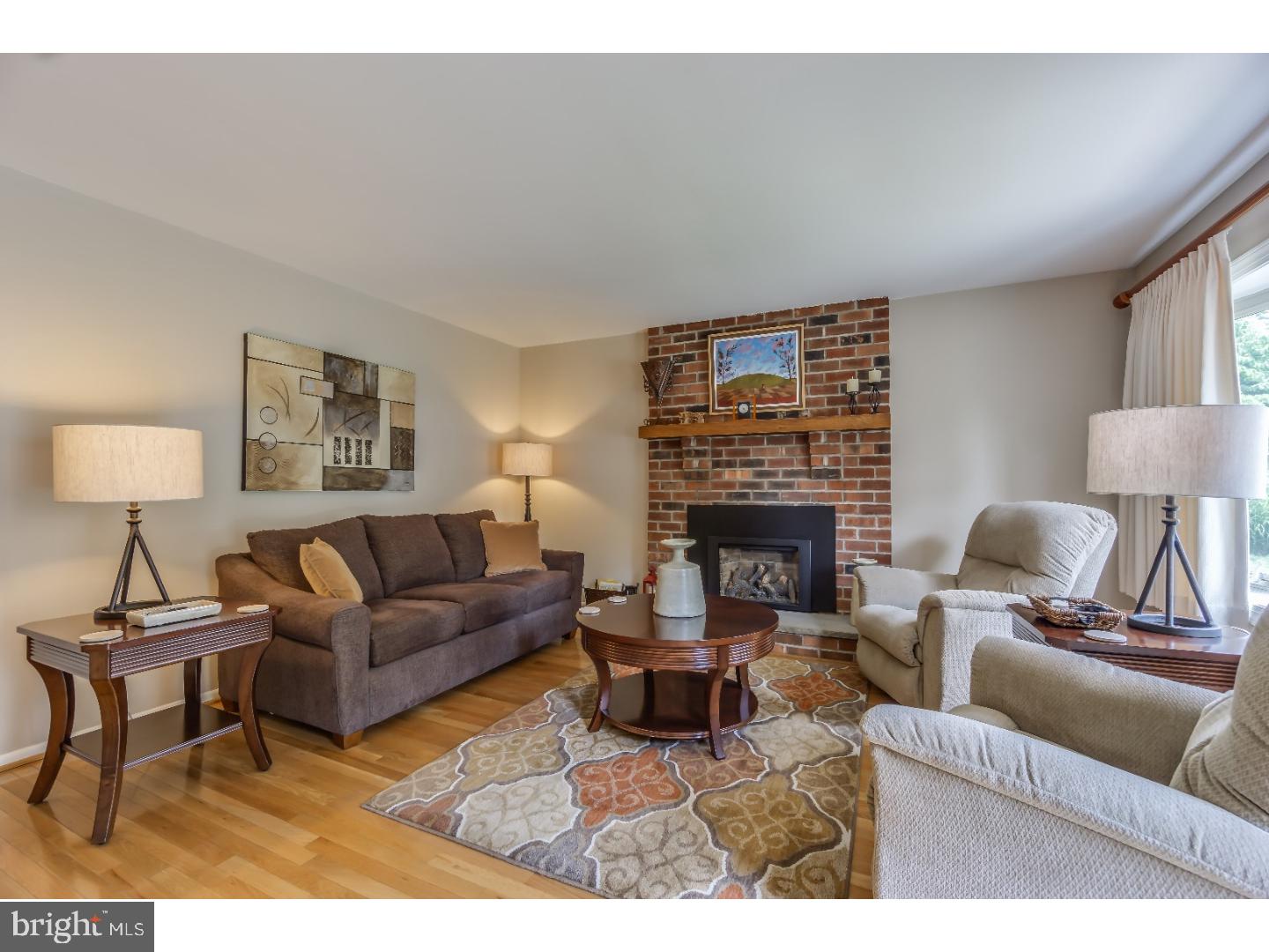 502 Rohach Road Aston, PA 19014 - Photo 3 of 25