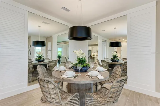 $5,250 | 10016 Rembrandt Terrace, Unit 101, Bradenton, FL 34212