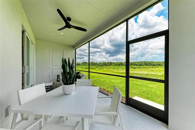 $5,250 | 10016 Rembrandt Terrace, Unit 101, Bradenton, FL 34212