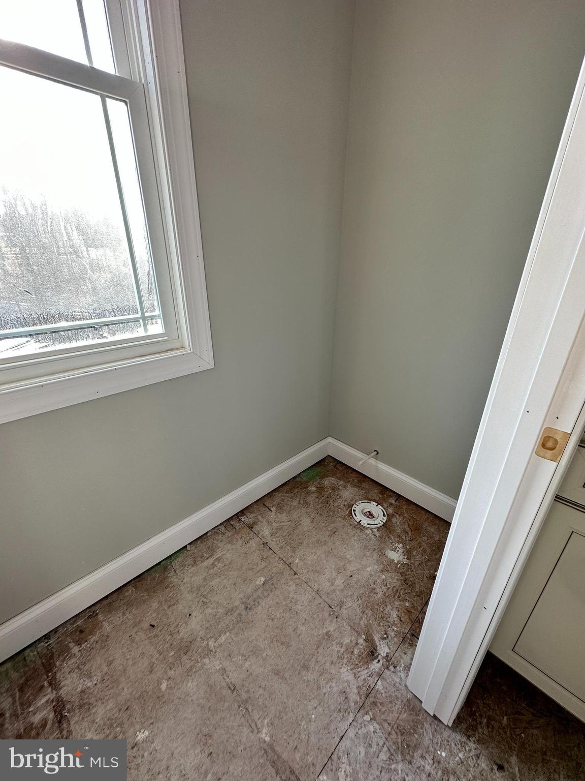 409 Gough Road Winchester, VA 22602 - Photo 23 of 34 Owners Private Water Closet 1-19-23