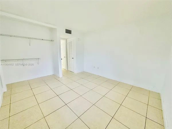 $2,100 | 7308 Southwest 82nd Street, Unit A216, Miami, FL 33143